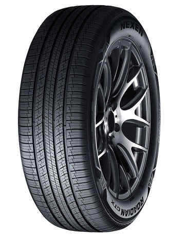 Neumático Nexen Roadian GTX 225/65R17 106V. Imagen referencial; llanta no incluida.