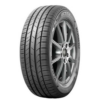 Neumático Kumho HS52 215/50R17 95W. Imagen referencial; llanta no incluida.