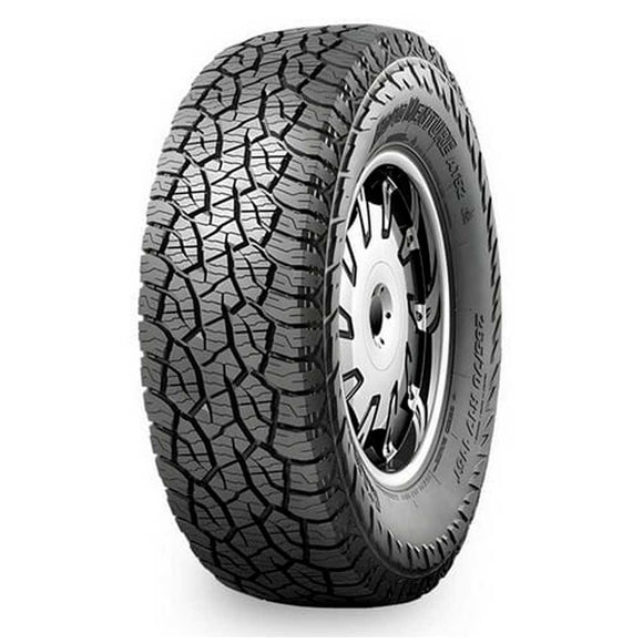 Neumático Kumho AT52 245/70R16 111T. Imagen referencial; llanta no incluida.