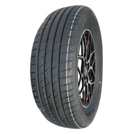 Neumático Rauffan Astrar R2 225/60R17 99H. Imagen referencial; llanta no incluida.