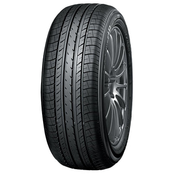 Yokohama dB E70B · fotografía del modelo; llanta no incluida