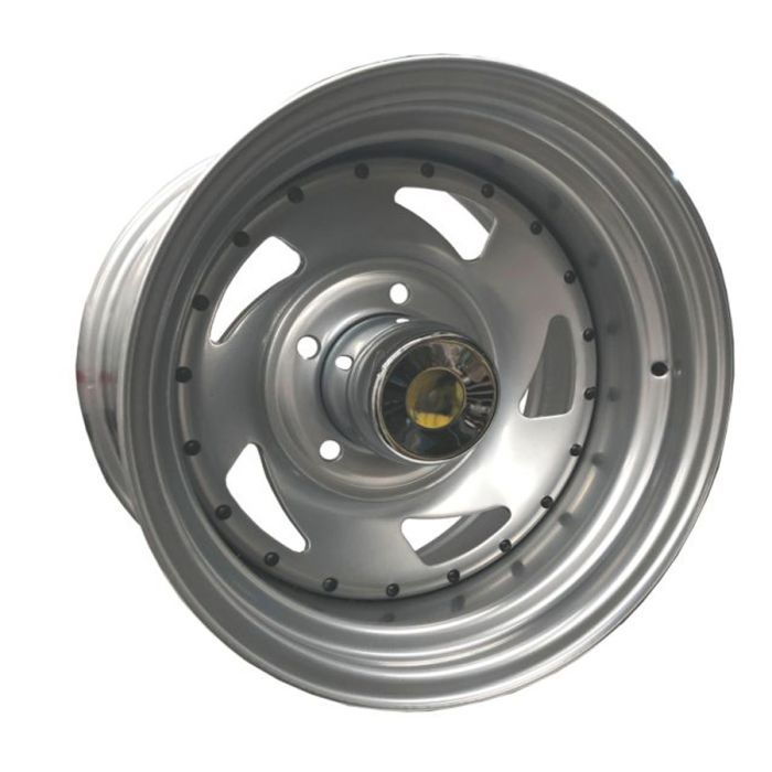 Juego de 4 llantas Direccional 15x8 · 6x139 · ET -19 · Plateado