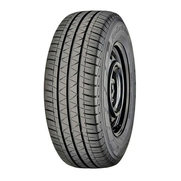 Neumático Yokohama RY55 195/75R16C . Imagen referencial; llanta no incluida.