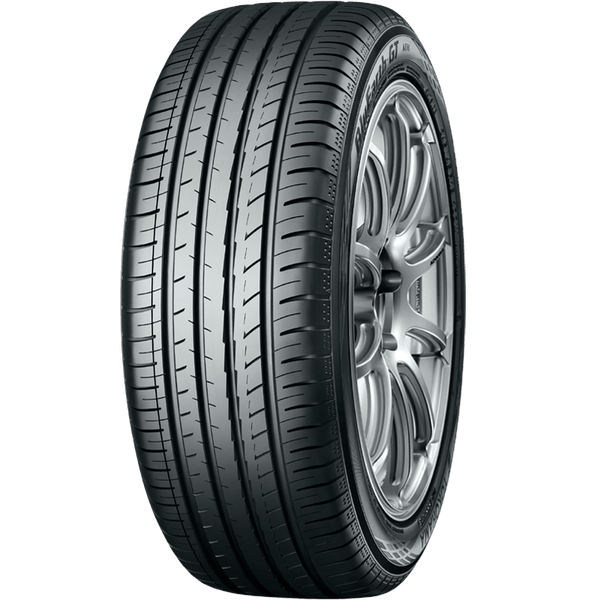 Yokohama BluEarth-GT AE51 205/60R16 92V · imagen oficial del modelo; llanta no incluida